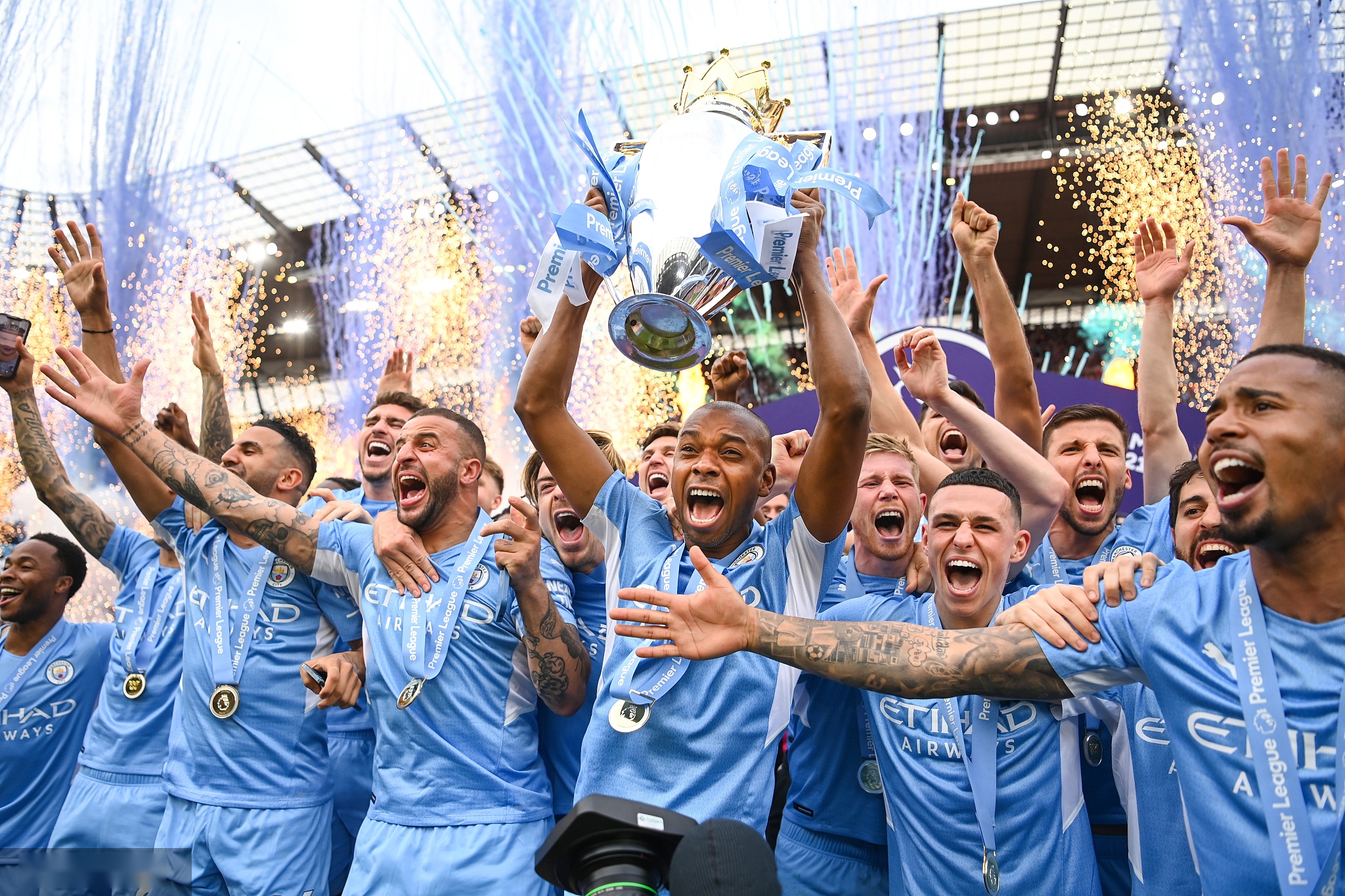 的足球轉會 的足球轉會